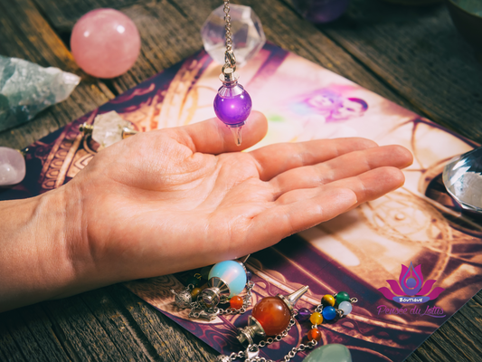 LE CHOIX DU PENDULE DIVINATOIRE