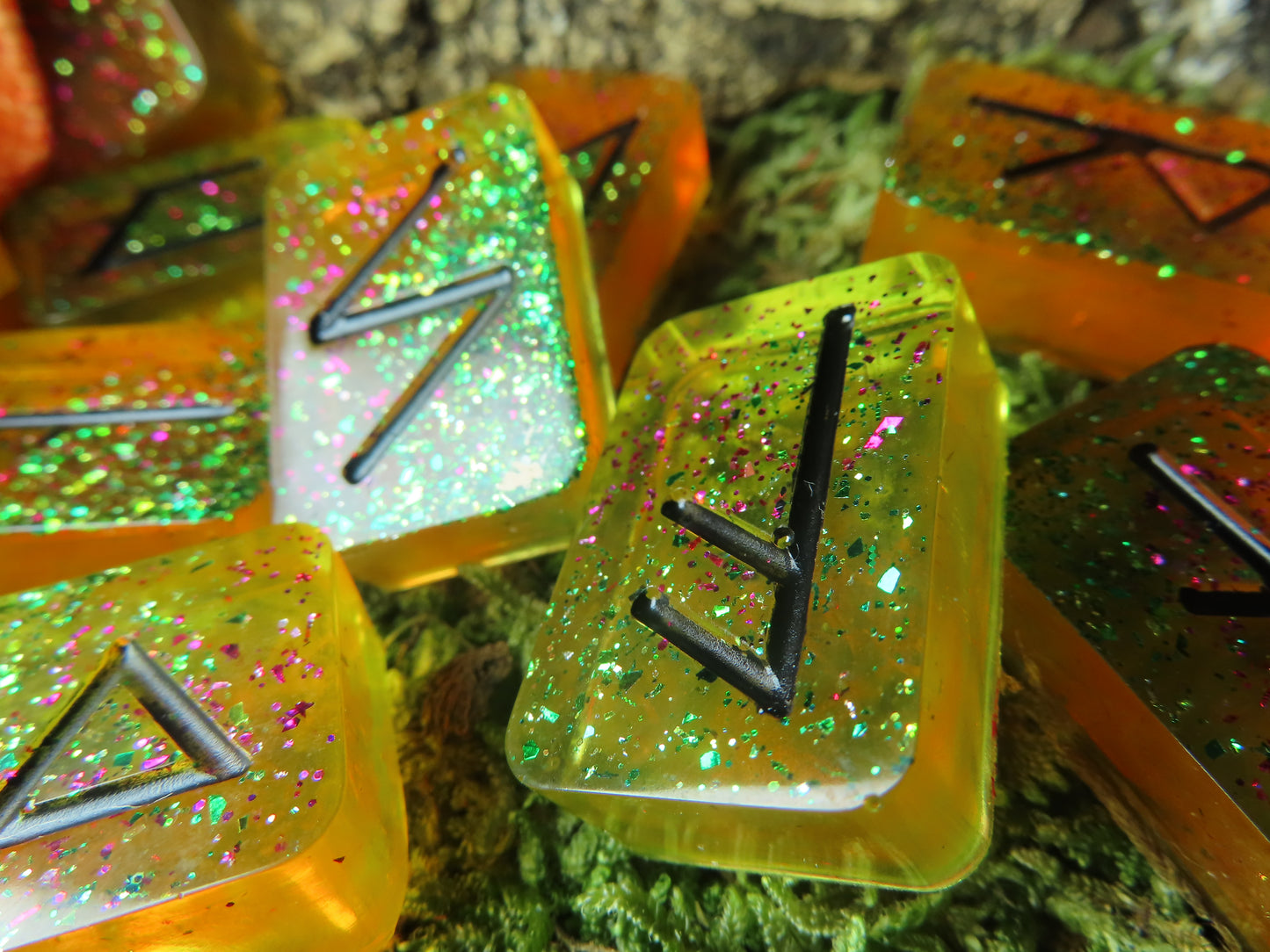 RUNES VIKING
