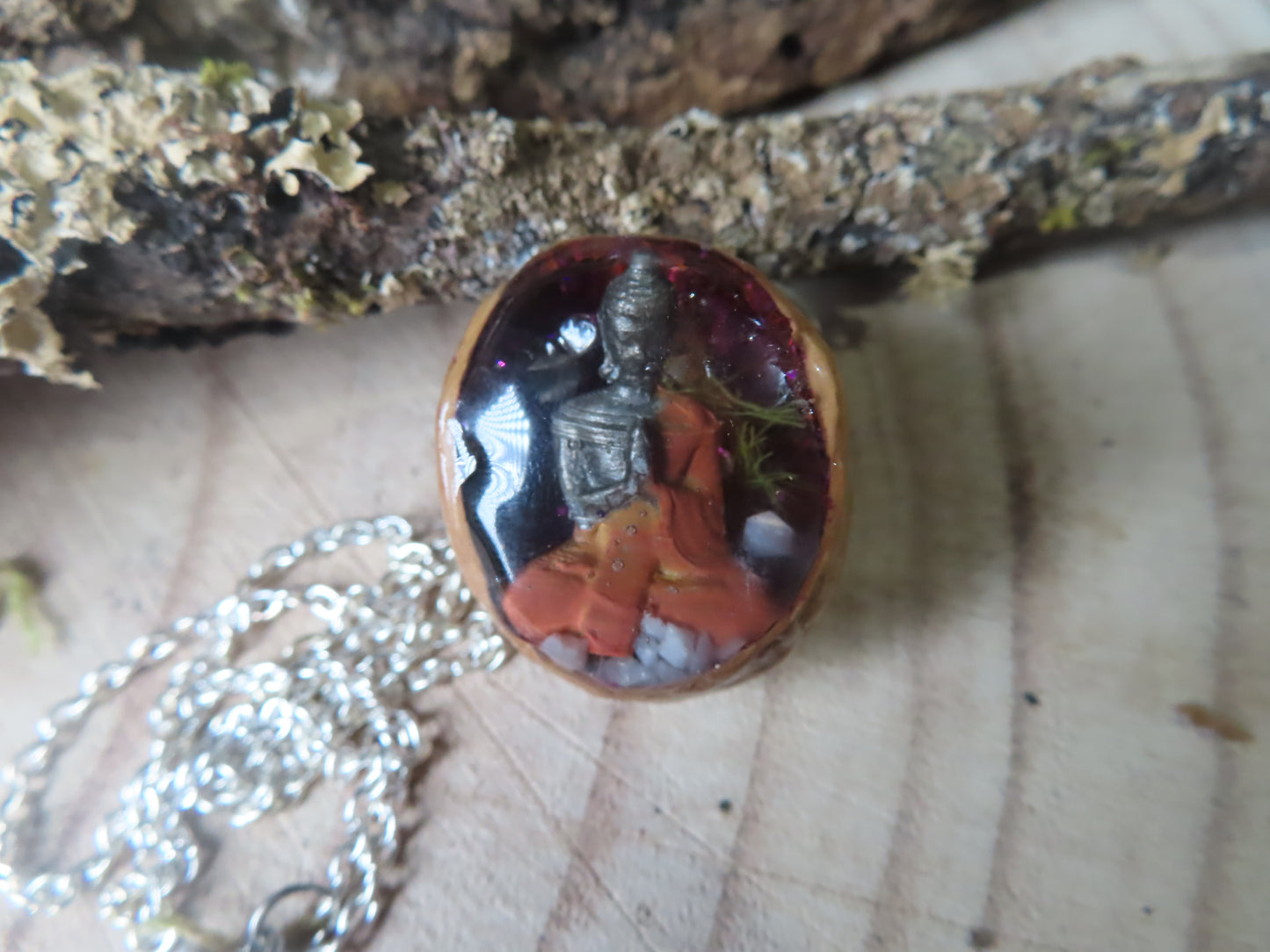 PENDENTIF NOIX (Bouddha)