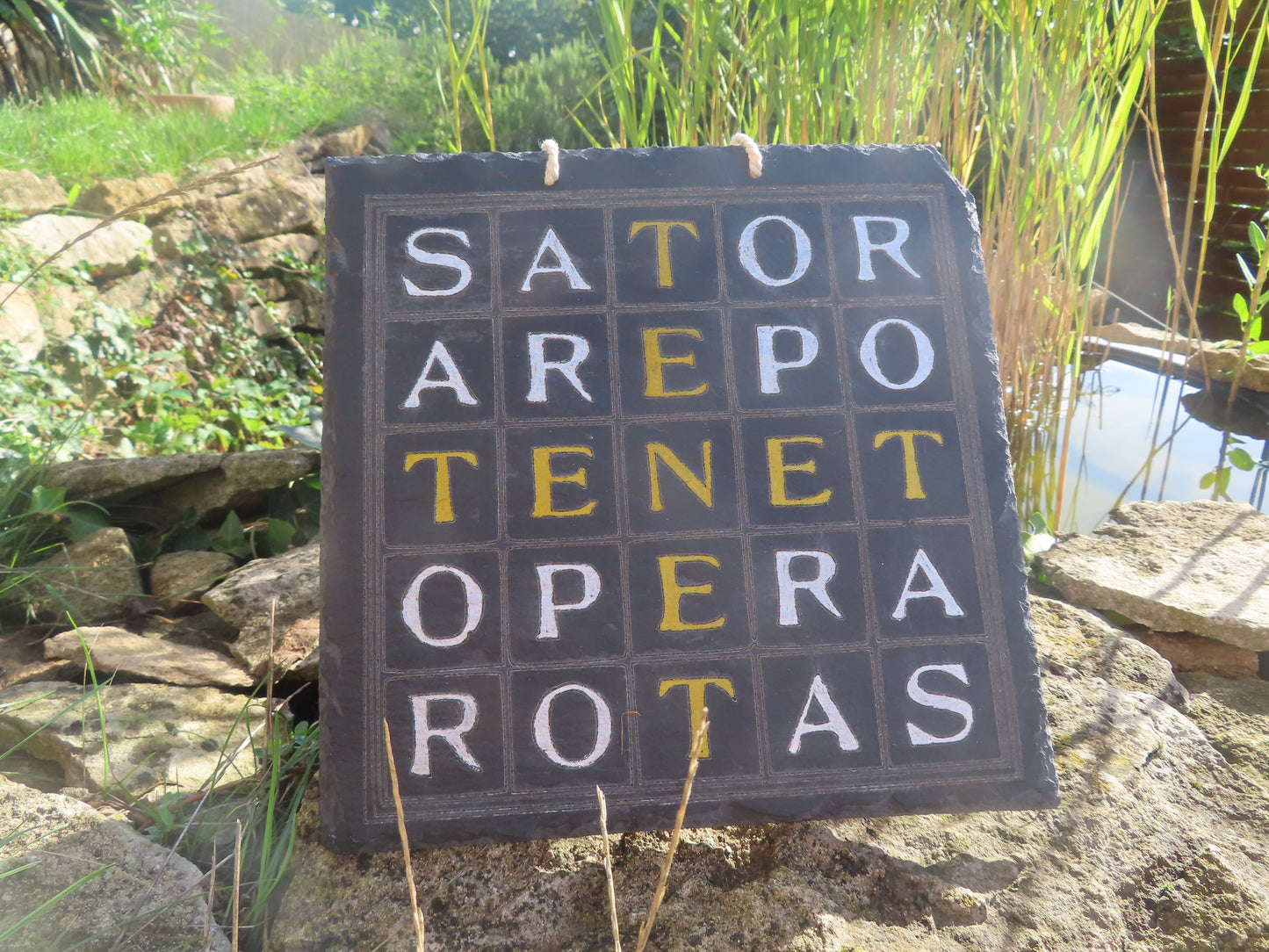 Carré SATOR en ardoise naturelle