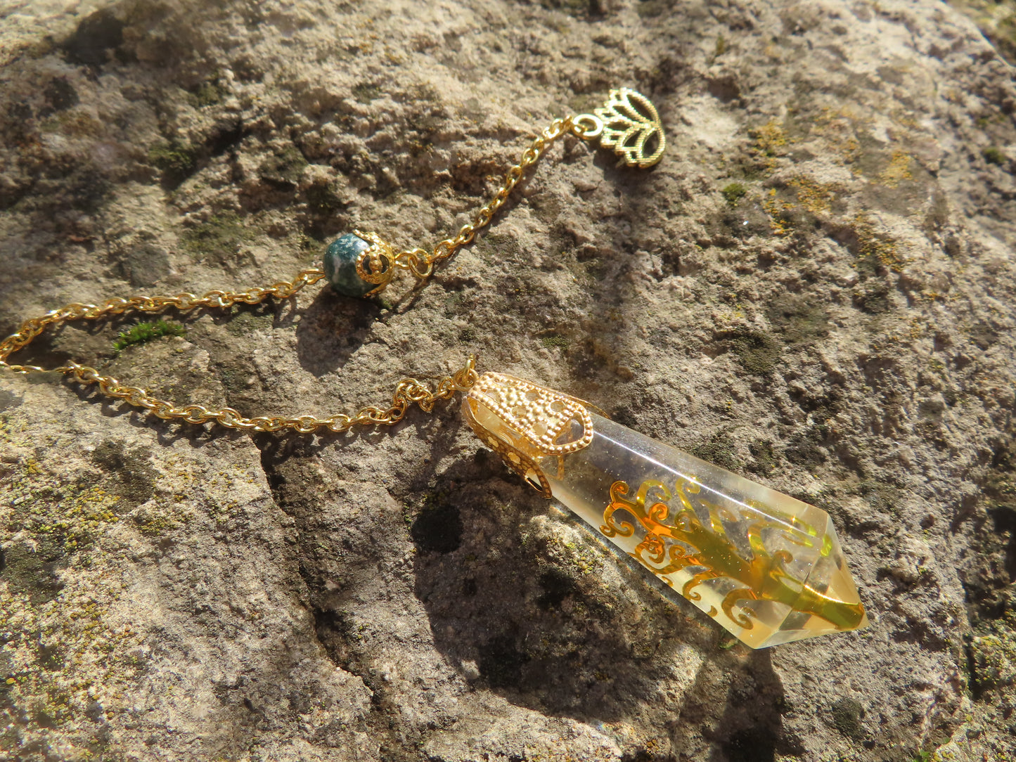 PENDULE DIVINATOIRE