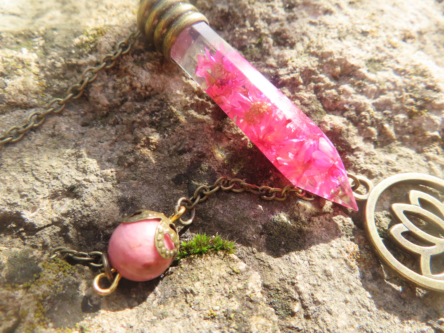 PENDULE DIVINATOIRE