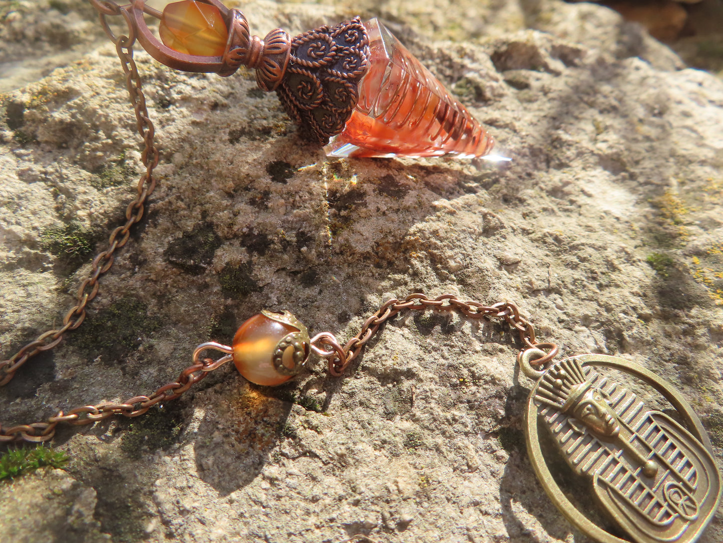 PENDULE DIVINATOIRE ORGONITE