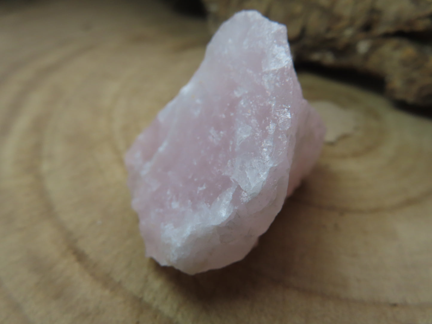 Quartz rose Brute