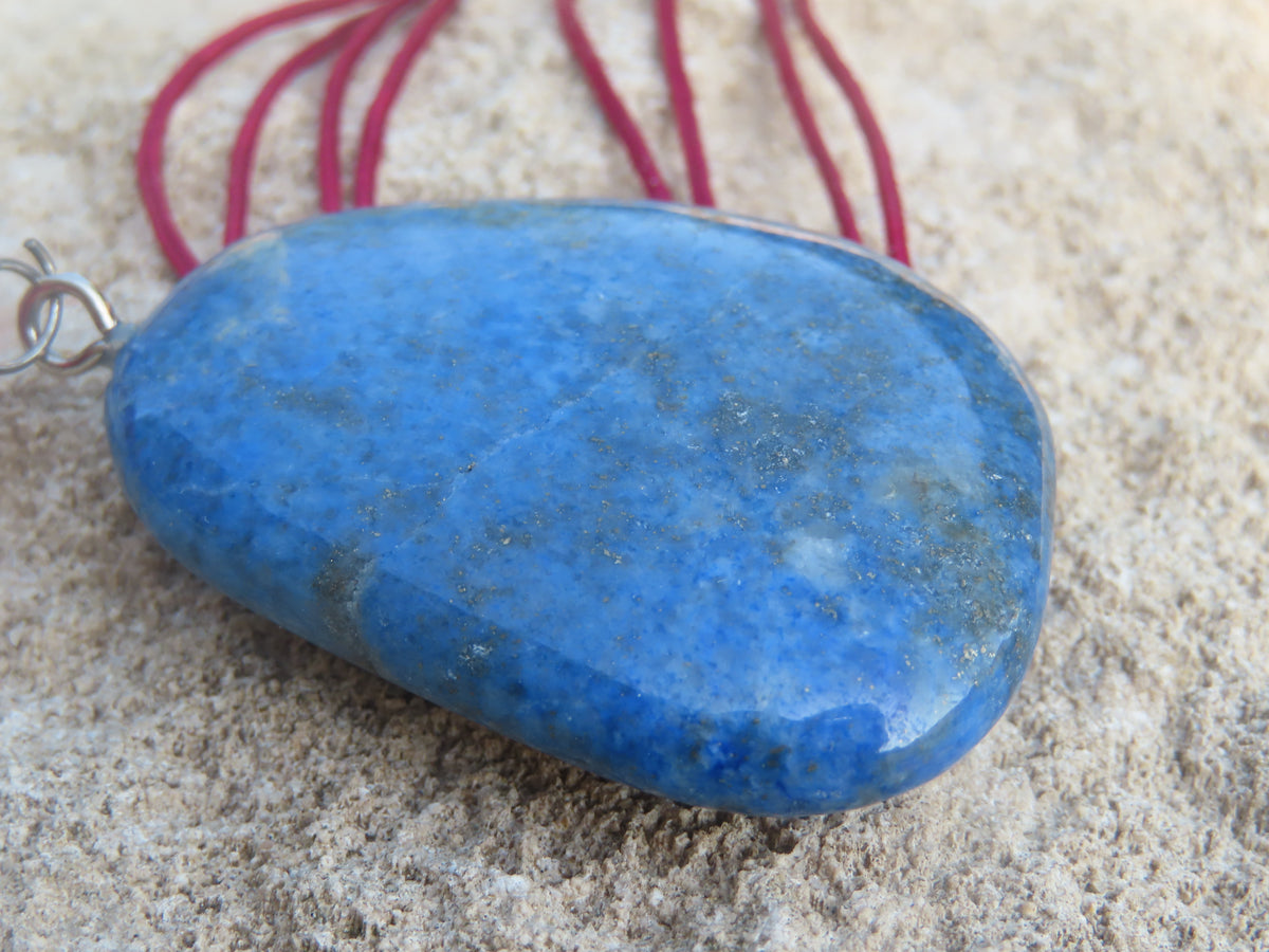 Collier pendentif en Lapis-Lazuli – Pierre naturelle