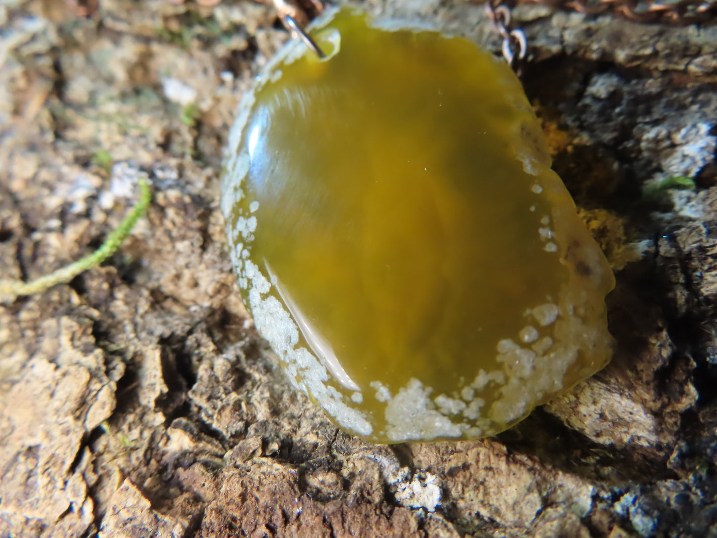 COLLIER TRANCHE D’AGATE