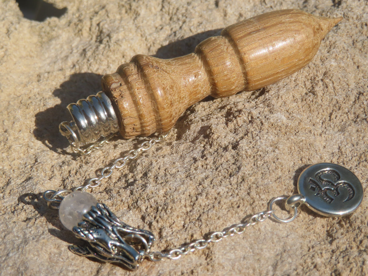 PENDULE DIVINATOIRE bois tourné