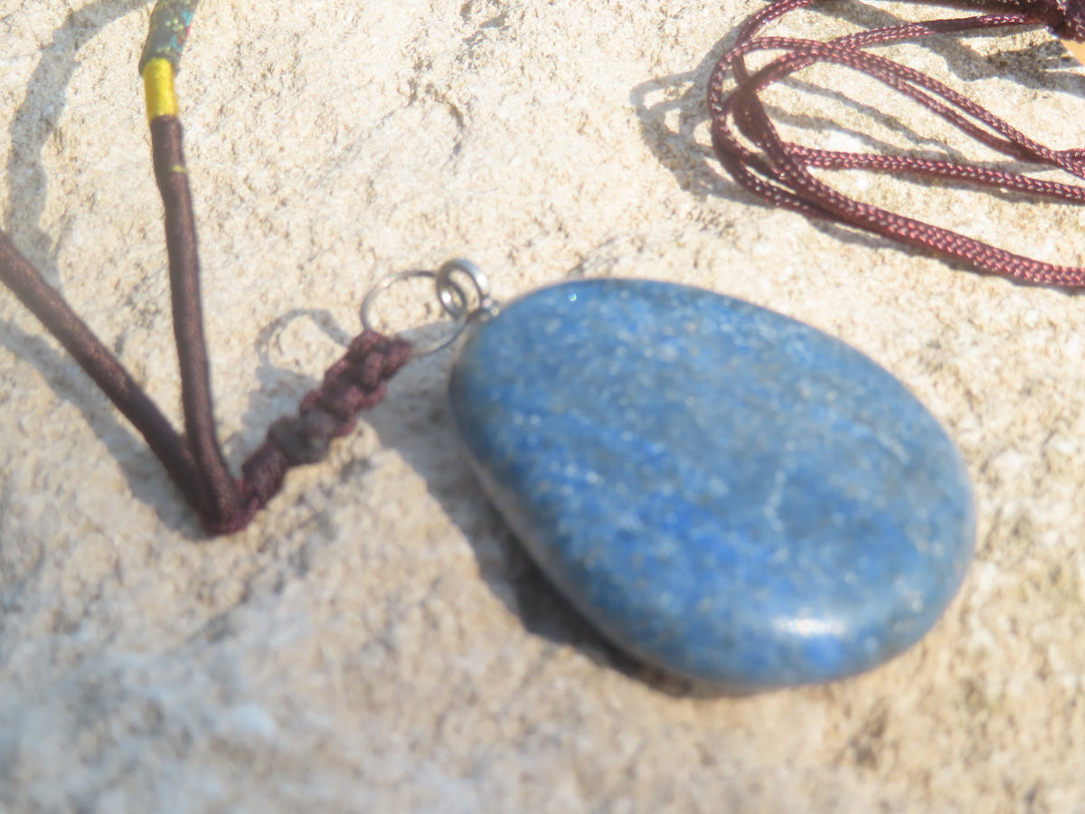 Collier pendentif en Lapis-Lazuli – Pierre naturelle