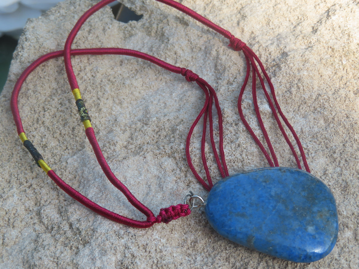 Collier pendentif en Lapis-Lazuli – Pierre naturelle
