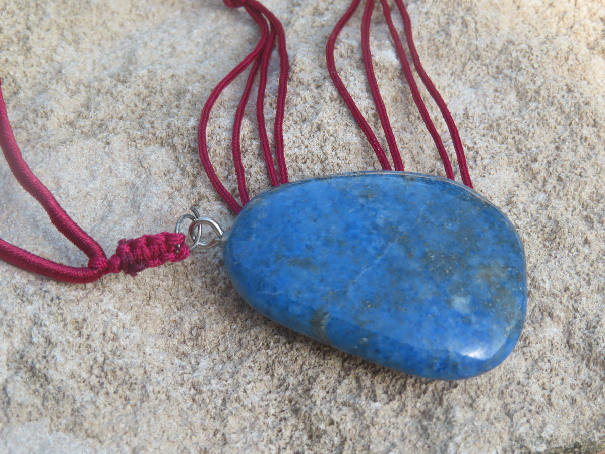 Collier pendentif en Lapis-Lazuli – Pierre naturelle