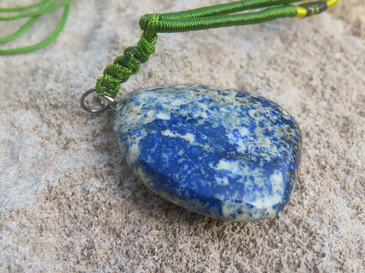 Collier pendentif en Lapis-Lazuli – Pierre naturelle