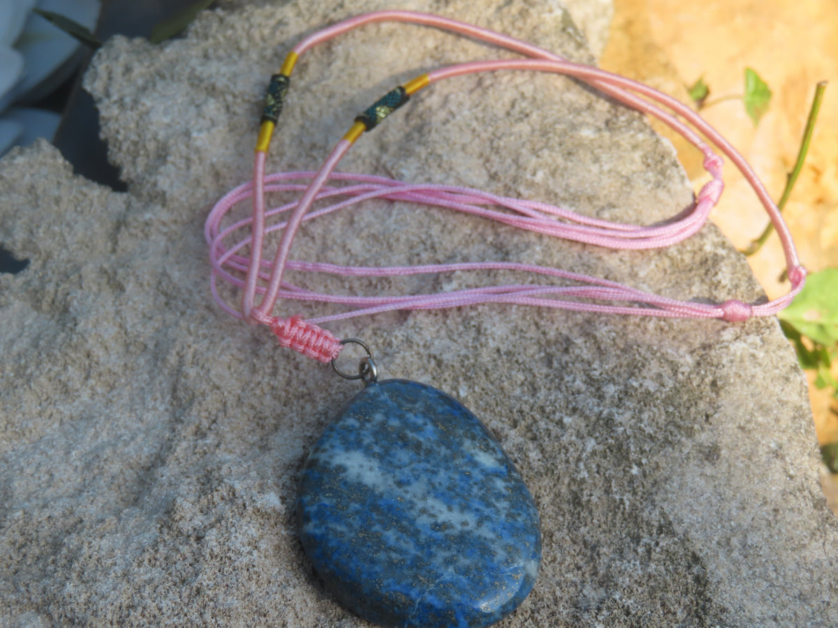 Collier pendentif en Lapis-Lazuli – Pierre naturelle