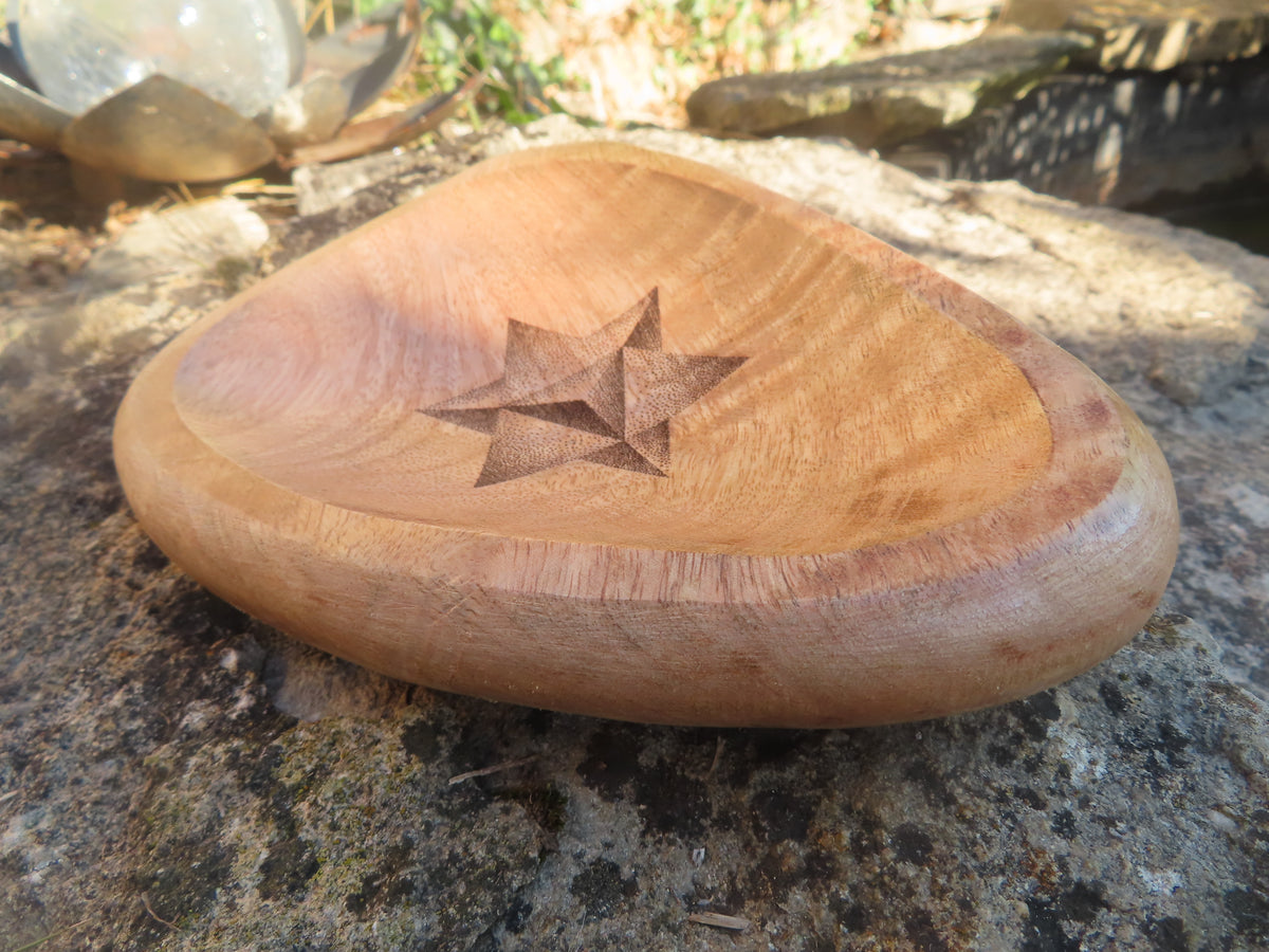 Coupelle Merkaba en bois de manguier – Protection, élévation spirituelle et géométrie sacrée