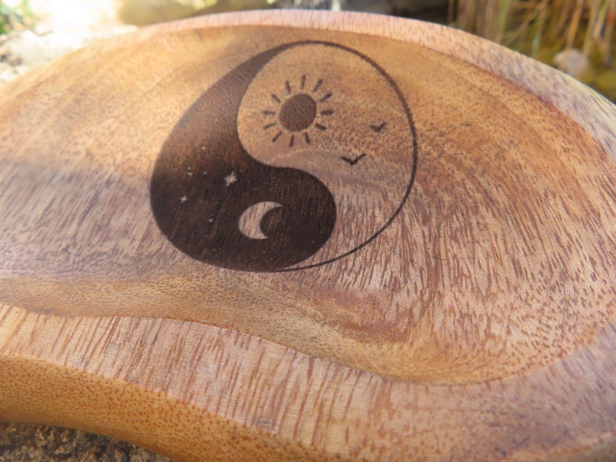 Coupelle Yin Yang en bois de manguier – Harmonie, équilibre et énergies complémentaires