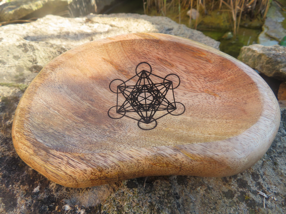 Coupelle Cube de Métatron en bois de manguier – Protection, purification et géométrie sacrée