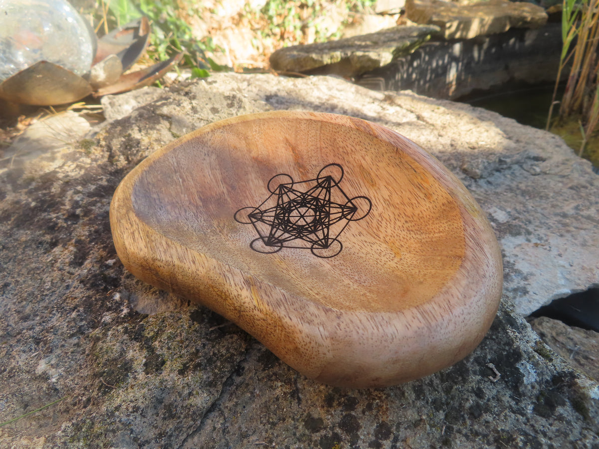 Coupelle Cube de Métatron en bois de manguier – Protection, purification et géométrie sacrée